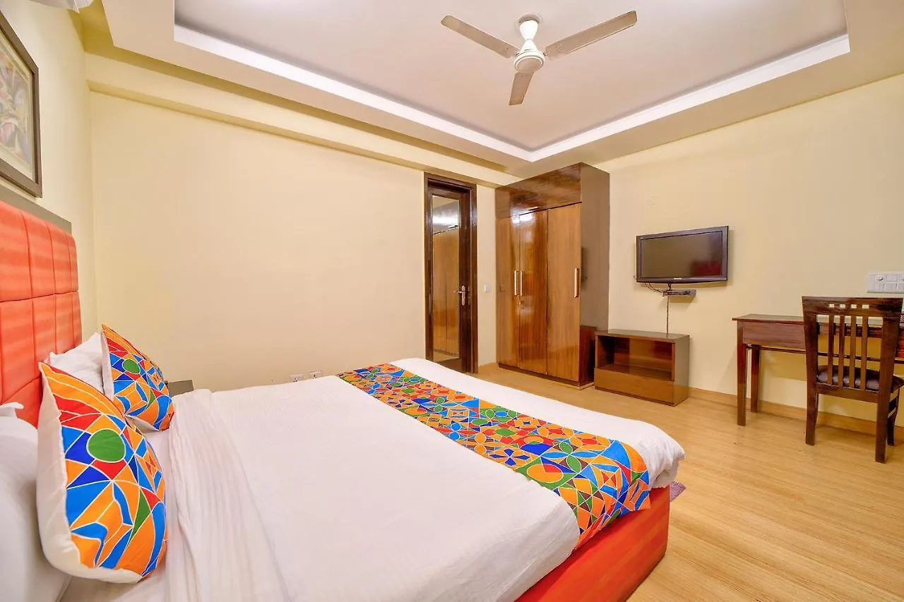 *** Hotel Fabhotel Rivlet Gurgaon India